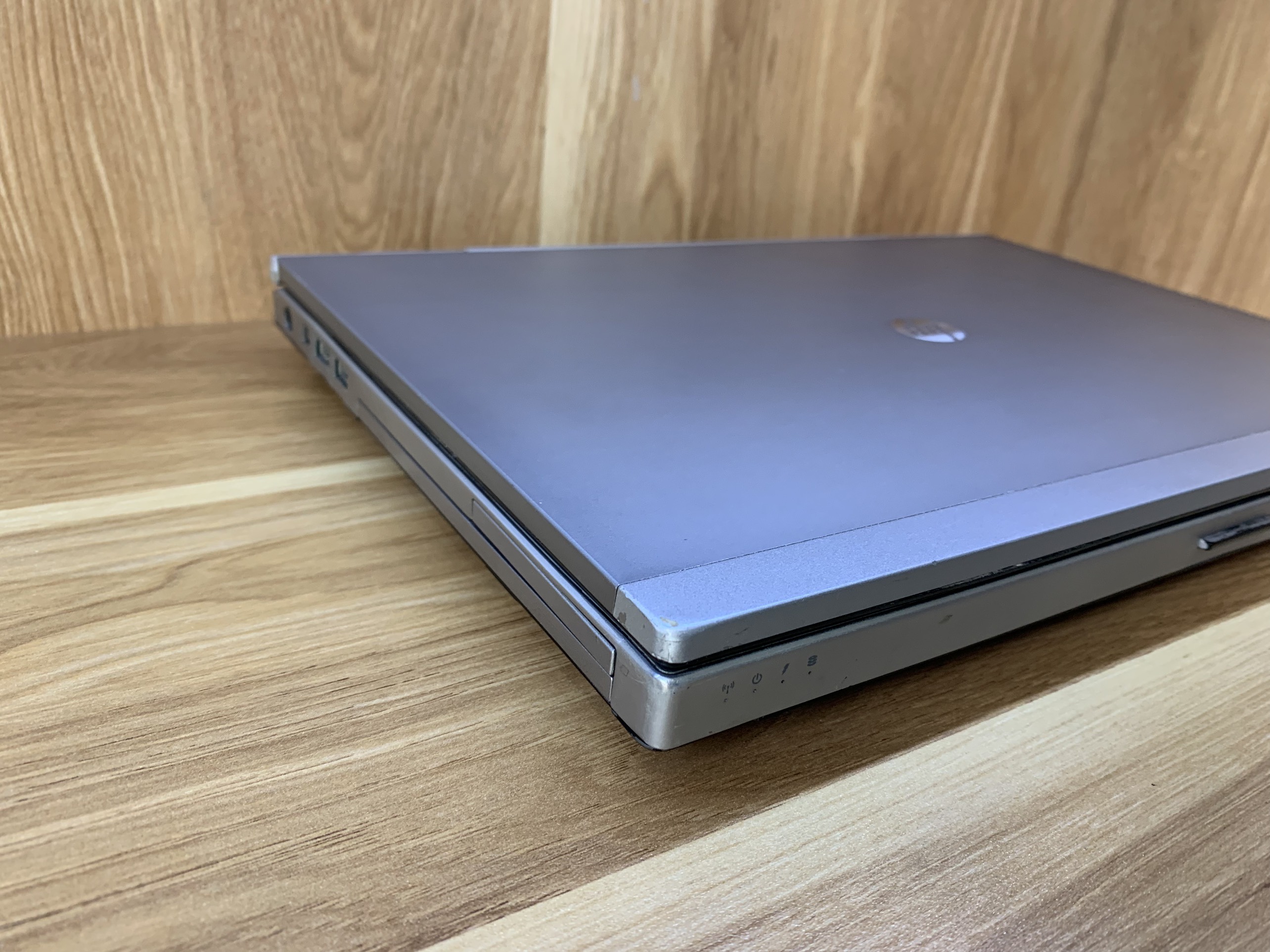 Hp 8460p i7 2630qm ram 4g ssd 120g
